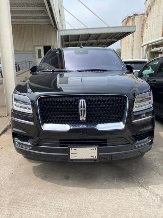 20款全新林肯领航员黑耀版豪华精致