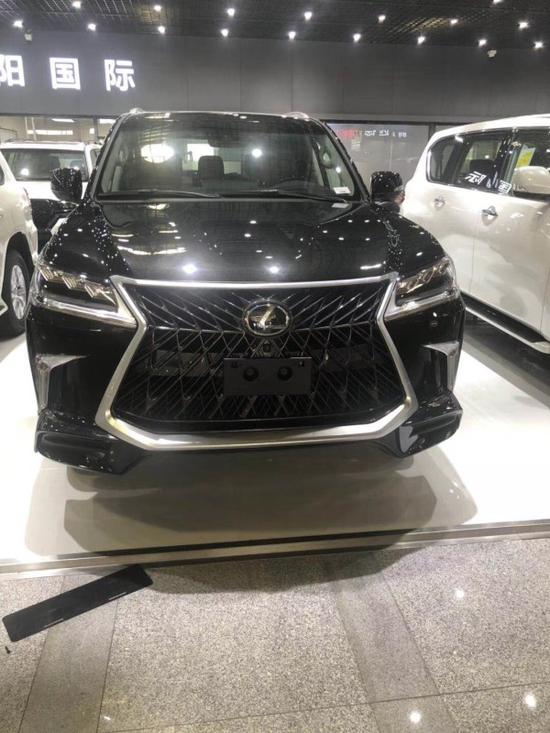 2020款雷克萨斯LX570加版报价典雅质感