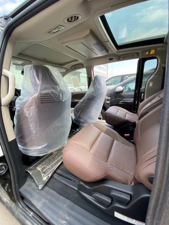 20款丰田塞纳LTD原装进口现车降价优惠