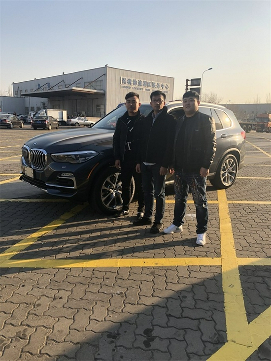 21款宝马X7 港口现车降价促销优惠10万