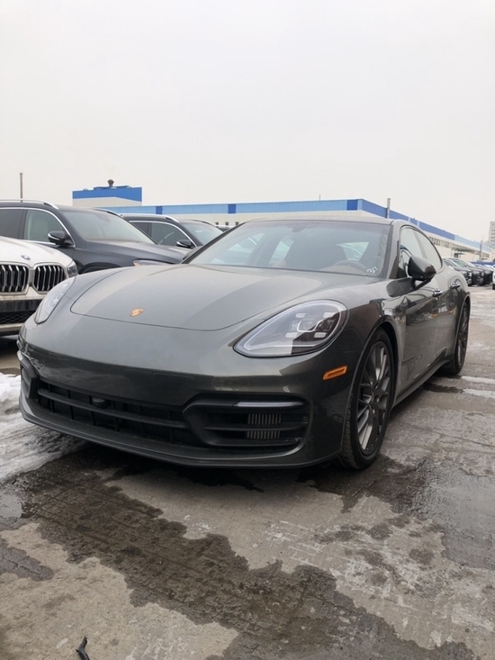 2022款保时捷帕拉梅拉现车港口140万起