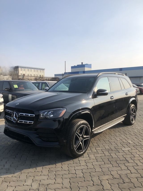 2022款奔驰GLS450国六黑/黑现车触底价