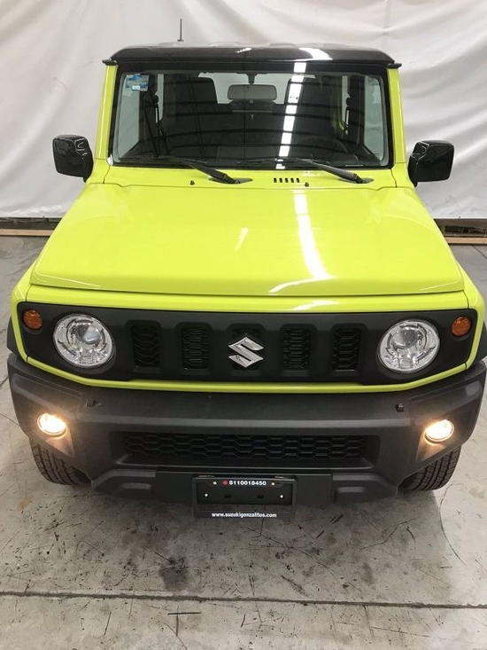 2022款铃木吉姆尼多款颜色仅29万起出售