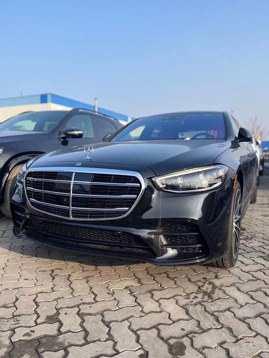 2022款奔驰S500优惠折上折仅124万