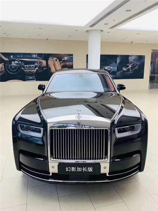 2022款劳斯莱斯幻影加长大佬座驾890万起