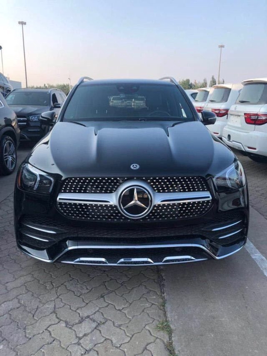 2022款奔驰GLE450现车港口特价70余万起