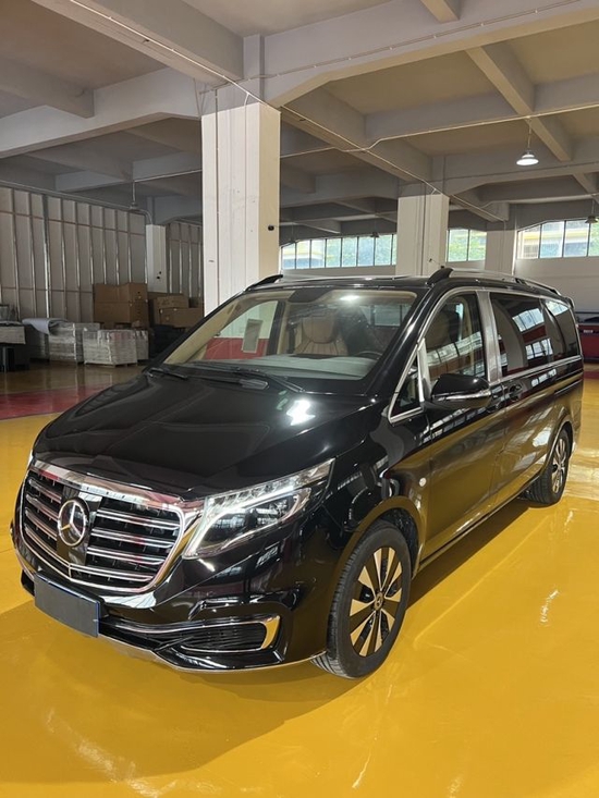 2022款奔驰迈特斯商务特价出击惊喜连连