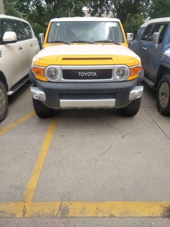 2022款丰田FJ酷路泽 硬派越野享批发价