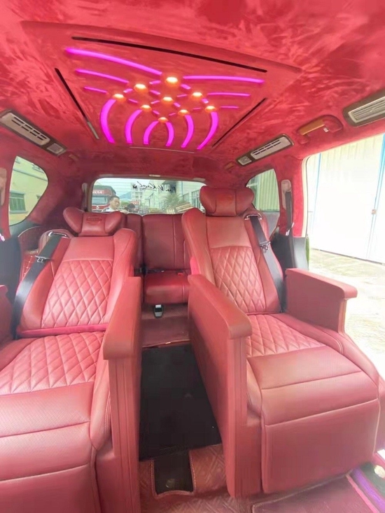 日产途乐改装升级中排航空座椅案例图