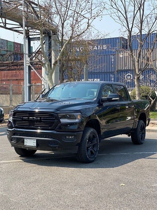 2022款道奇公羊运动版5.7L限时特价46万