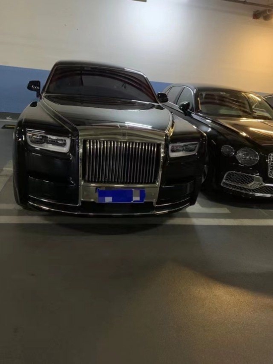 2022款劳斯莱斯幻影6.7T长轴距 港口优惠