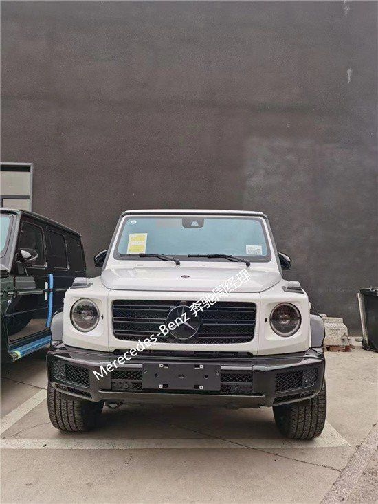 2023款奔驰G500白色熊猫版北京现车报价
