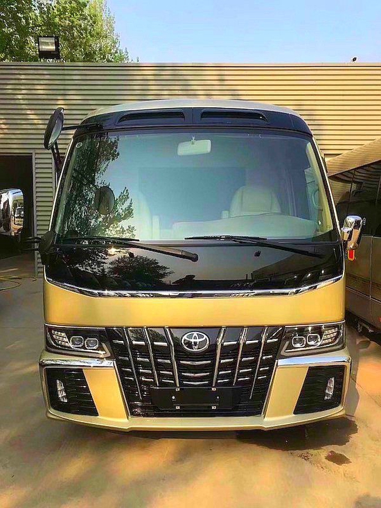 进口丰田考斯特12座商务车价格 VIP中巴