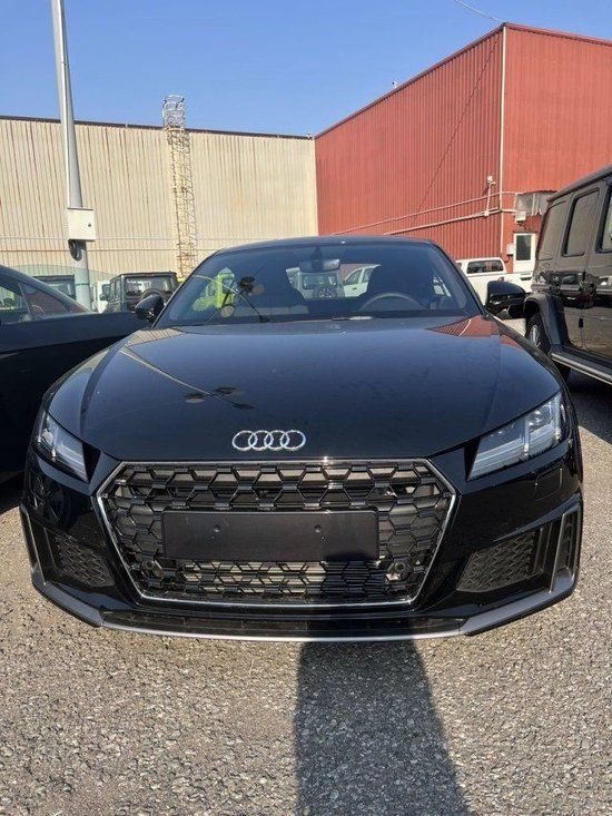 2022款奥迪TT店内现车特惠降价清仓中