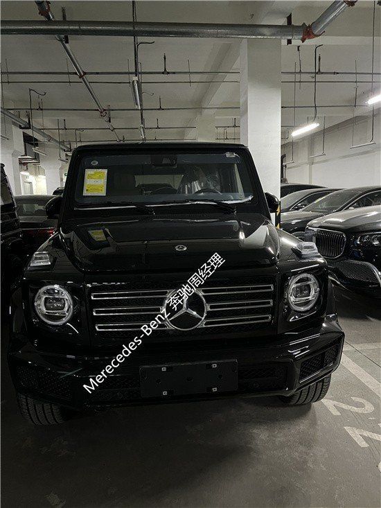 奔驰G500黑红黑棕报价越野性能领先