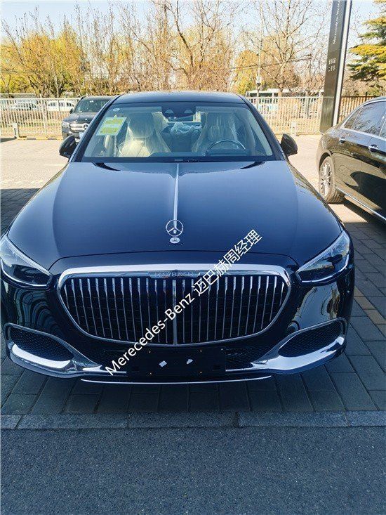 2023款迈巴赫S480后排座椅尽显周全细致