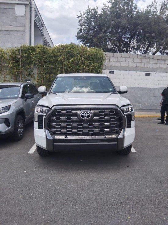 23款丰田坦途进口现车46万起售超值优惠