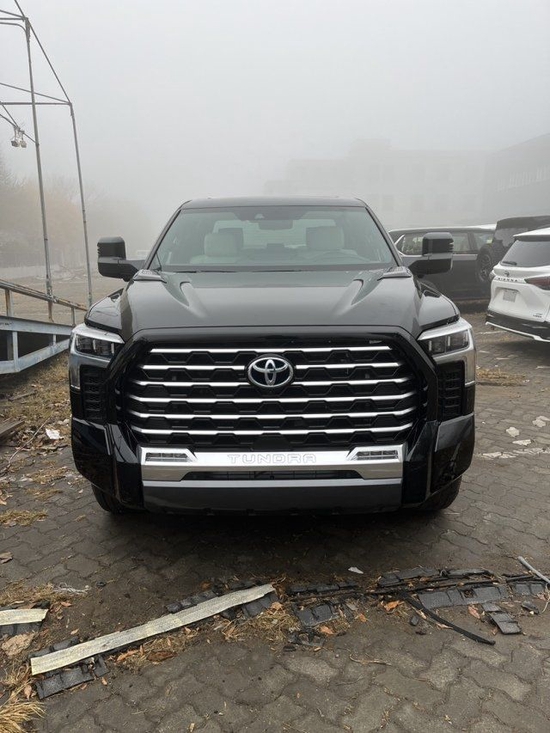 2022款丰田坦途3.5TT马力394匹现车出售