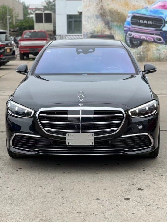 2022款美规奔驰S580 特价155万劲爆促