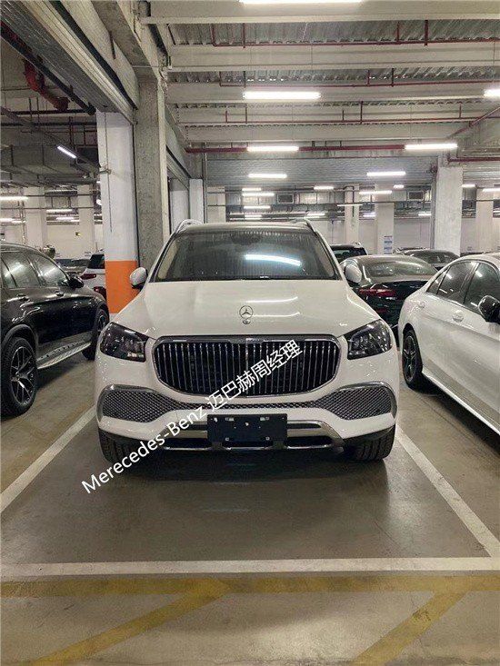 2023款迈巴赫GLS480黑棕现车华丽霸气