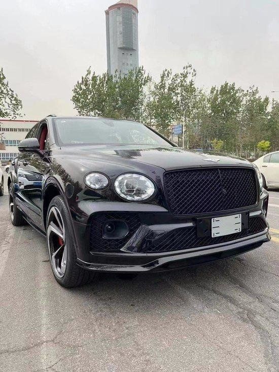 23款宾利添越4.0T 现车特惠260余万起