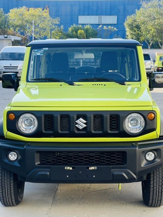 新款铃木吉姆尼顶配现车25万随时提现车