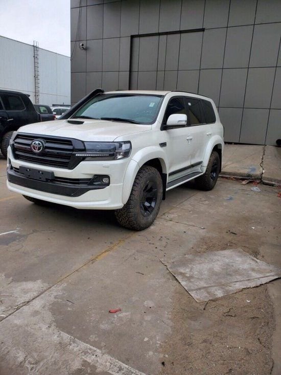 2023款丰田酷路泽4500柴油版最新报价