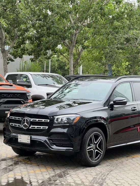 23款奔驰GLS450美规满配价格120多万