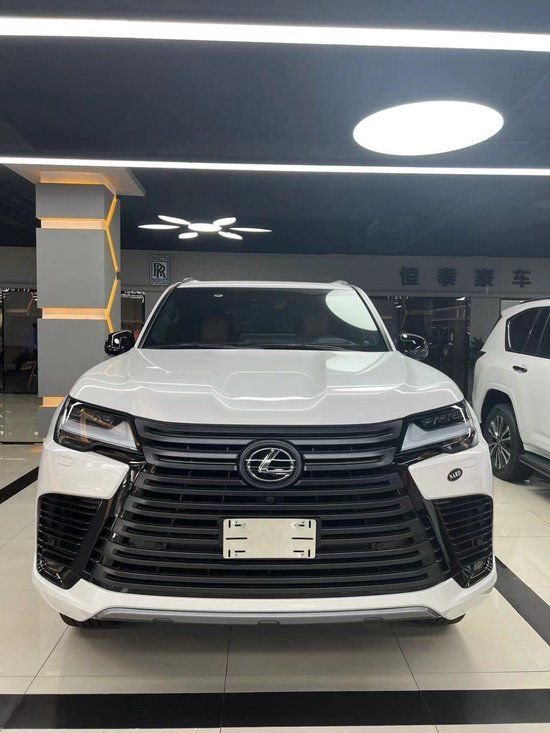 2023款雷克萨斯LX600豪华版175万起售