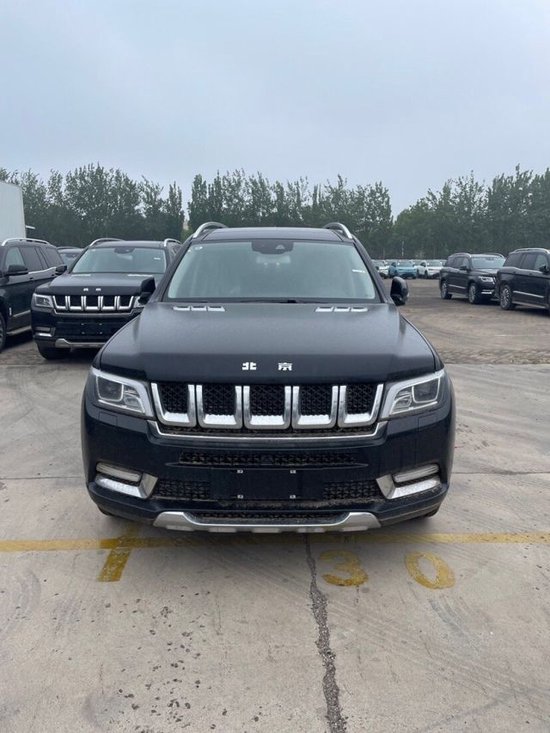 北京BJ90尊享版4.0T 最低30多万零首付