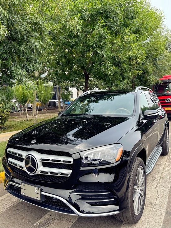 23款奔驰GLS580现车8月最低落地价格