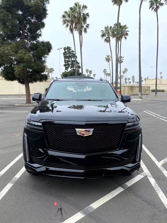 23款凯迪拉克凯雷德 西安促销直降38.6万