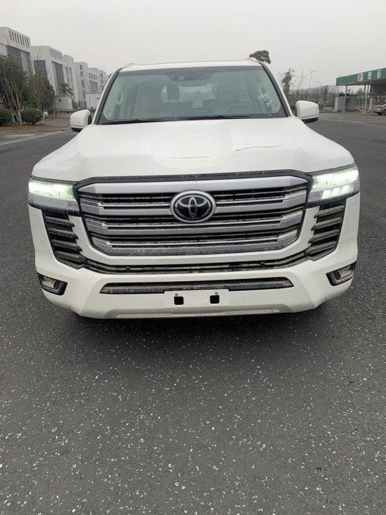 2022款丰田酷路泽LC300 3.5T仅90多万