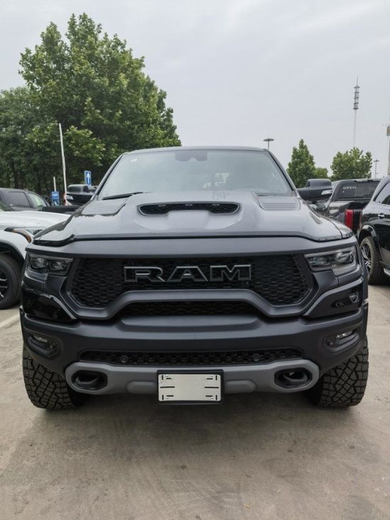 23款道奇霸王龙皮卡现车本月冲量80余万