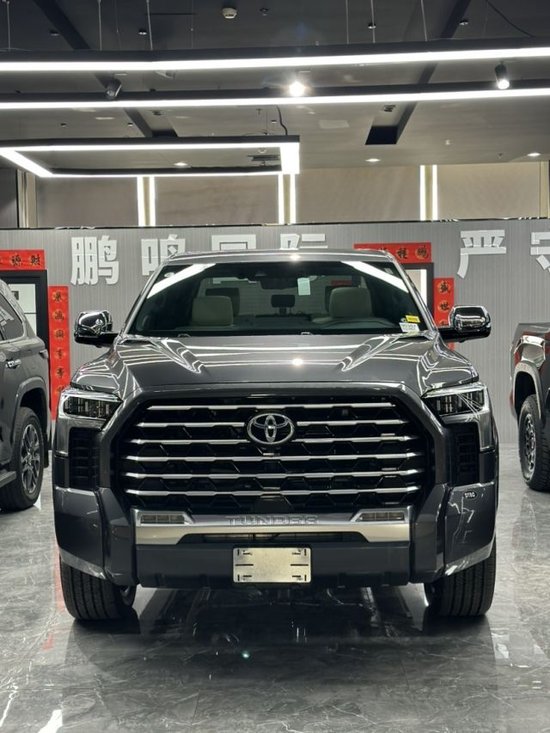 23款丰田坦途3.5TT现车47万 400多匹马力