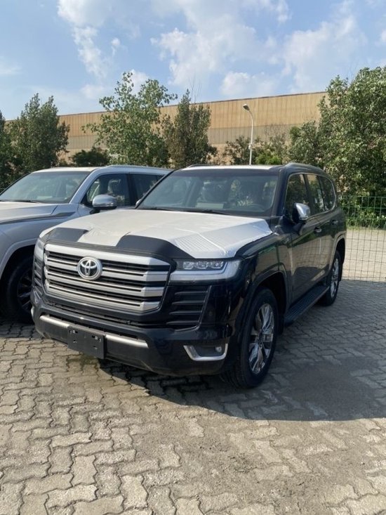 2023款酷路泽LC300 本周降幅大现车报价