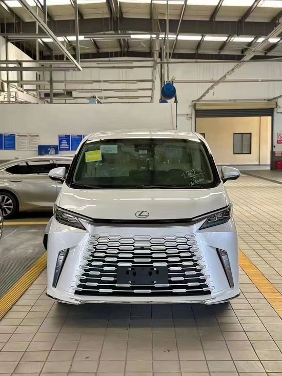 24款雷尔法LM350h 现车9月降价颜色全