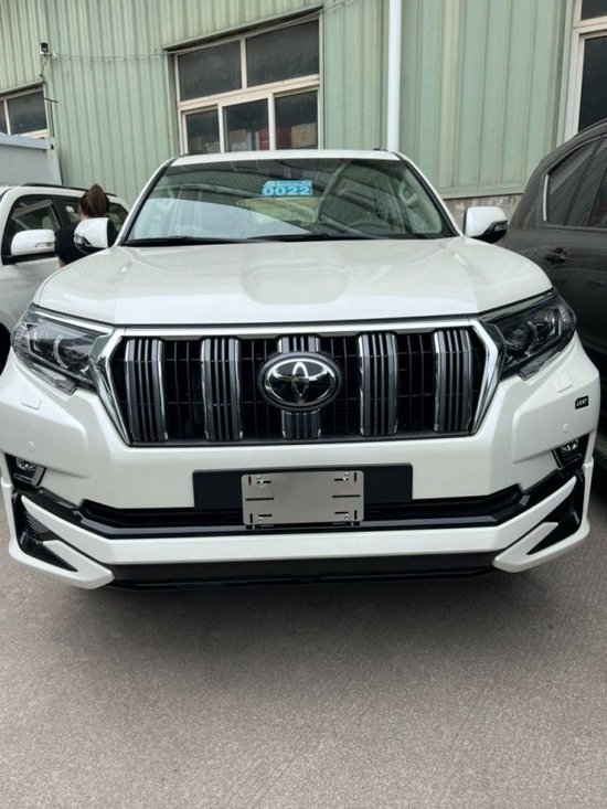 丰田霸道4000天津港中东版最低价63万