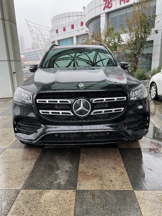 2023款奔驰GLS450美规加版墨版优惠中