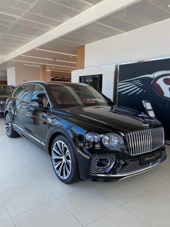 22款宾利添越230万起售港口现车颜色全