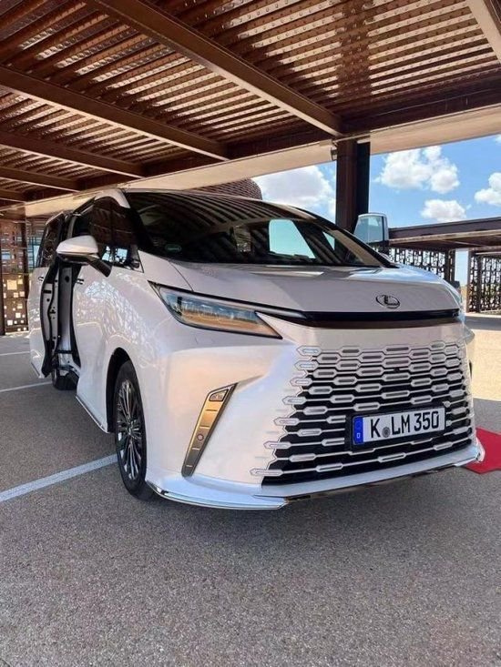 23款雷克萨斯LM350裸车价优老板最爱