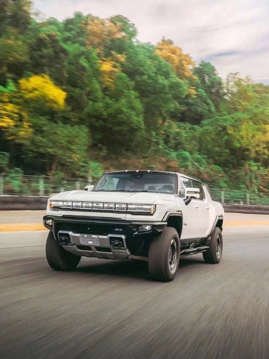 23款GMC旗下悍马EV电动皮卡现车热售