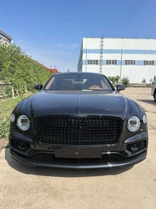 2023款宾利飞驰港口促销价格优惠15万起