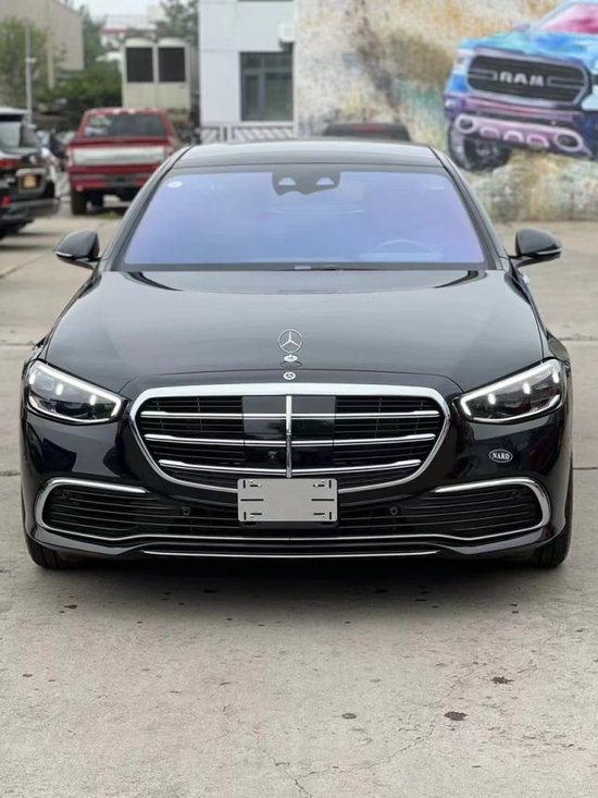 2023款奔驰S500现车本月特惠价格出售