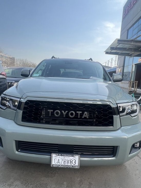 2023款丰田红杉5.7L现车性价比高特价售