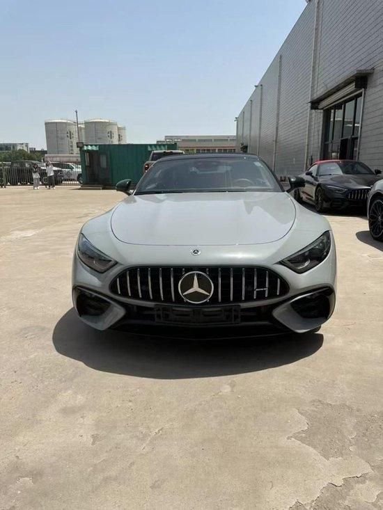 2024款奔驰SL43 2.0T天津现车报价175万