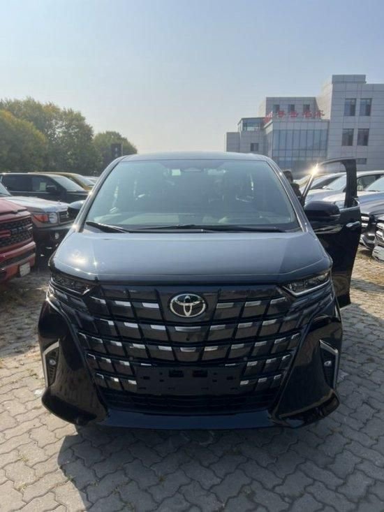 2024款丰田埃尔法3.5L汽油商务报价优惠