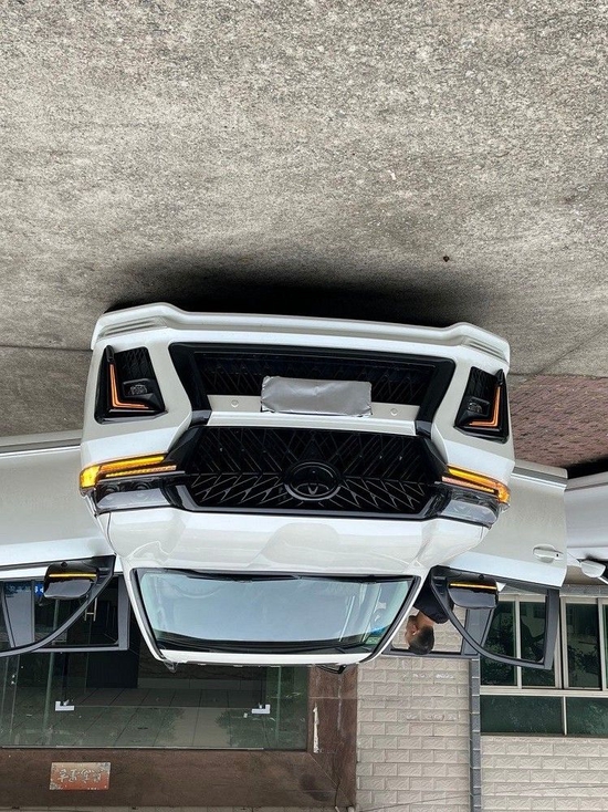 丰田兰德酷路泽7改4改装航空座椅案例