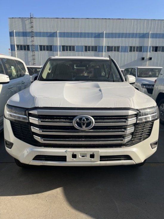 22款丰田酷路泽LC330柴油版即将现车