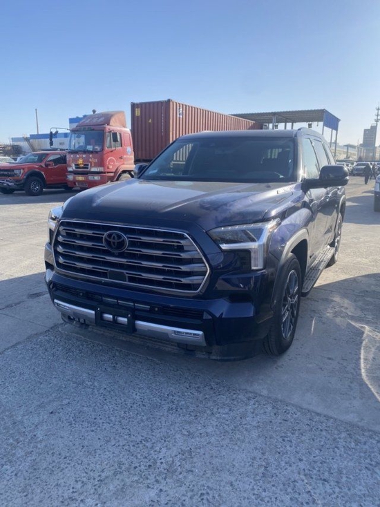 23款丰田红杉3.5混动LTD 选配JBL音响